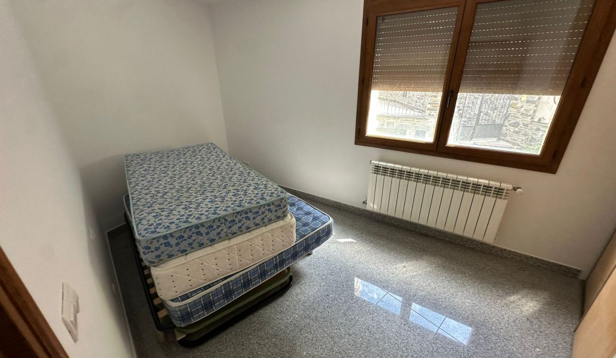 WhatsApp Image 2025-11-20 at 23.31.33 (3)