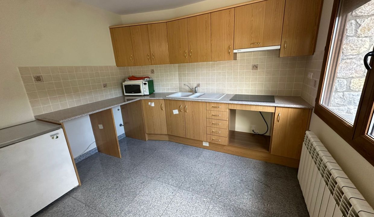 WhatsApp Image 2025-11-20 at 23.31.35