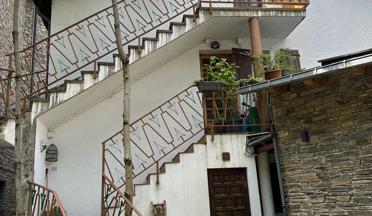 WhatsApp Image 2025-11-20 at 23.31.37