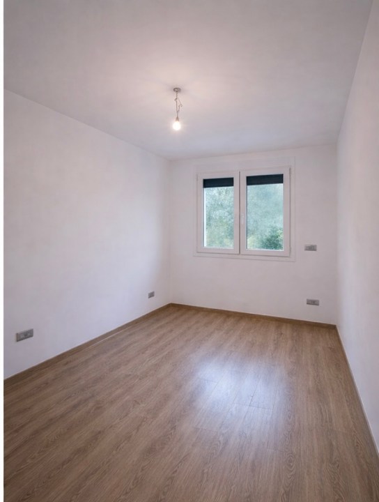 FB967026-F612-4185-A083-C0F543ACB1ED